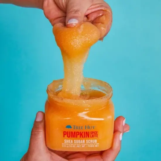 Tree Hut Pumpkin Spice Latte Shea Sugar, Clove, Vanilla & Cinnamon Body Scrub - 18oz image {2}