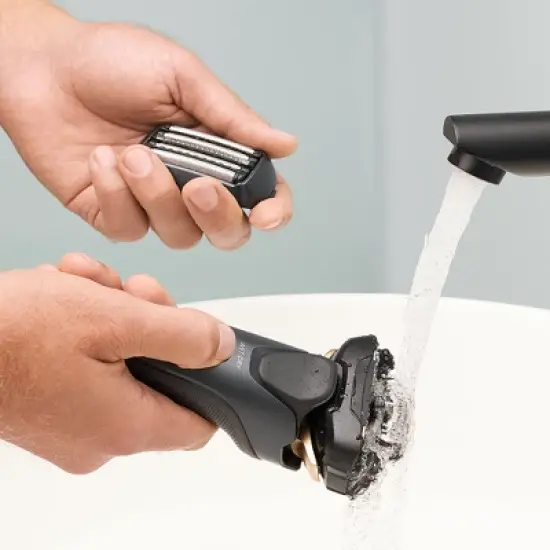 Panasonic Men's Arc5 Electric Shaver image {5}