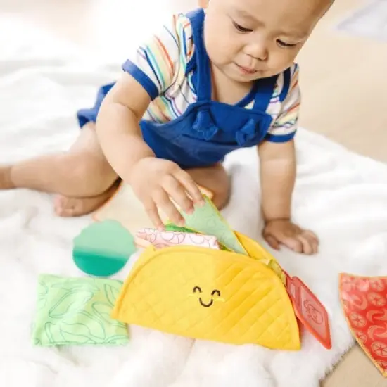 Melissa & Doug Multi-Sensory Soft Taco Fill & Spill Infant Toy image {6}