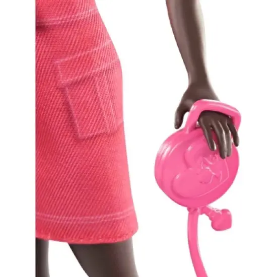 Barbie Life in the City Caf&eacute; Playset image {2}