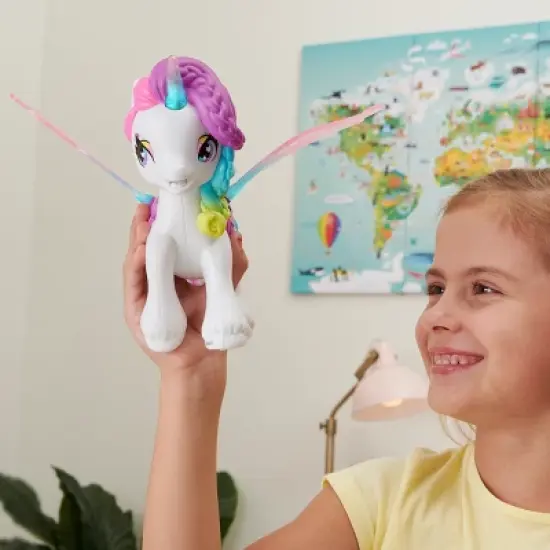 Hatchimals CollEGGtibles Rainbow-cation Interactive Hatchicorn image {2}