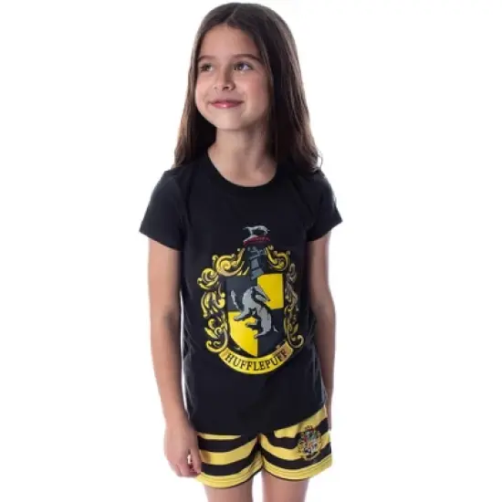 Harry Potter Girls' Hogwarts Castle Shirt and Shorts Pajama Set - All 4 Houses image {9}