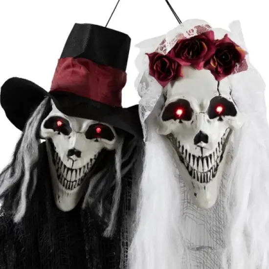 Northlight Lighted Skeleton Couple with Sound Halloween Decoration - 47" image {2}