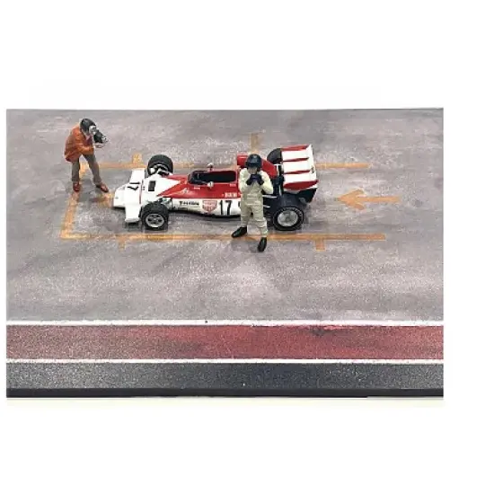 "Race Day" Two Diecast Figures Set 2 for 1/43 Scale Models by American Diorama image {2}