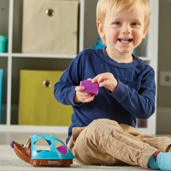 Learning Resources Spike the Fine Motor Hedgehog Poppin' Shapes Sorter image {5}