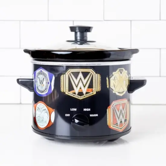 Uncanny Brands WWE Championship Belt 2 QT Slow Cooker- Removable Ceramic Insert Bowl image {4}