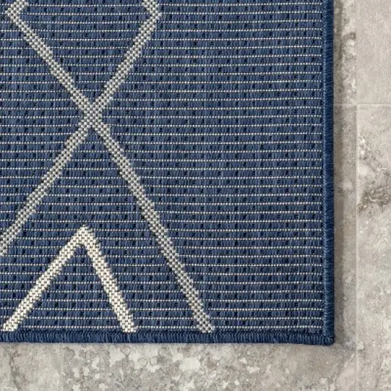 nuLOOM Mallie Moroccan Striped Indoor/Outdoor Area Rug image {4}