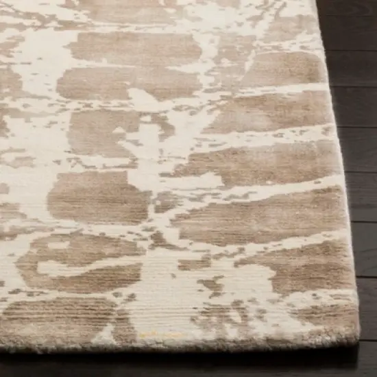 Mirage MIR723 Hand Loomed Area Rug  - Safavieh image {2}