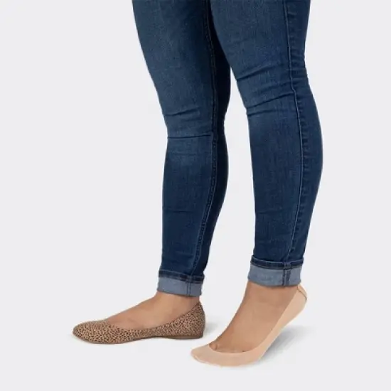 Peds Women's Cushion Heel 2pk Liner Socks - Beige Nude 5-10: No Show, Hidden Gel Grip, Stretch Knit image {2}