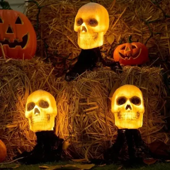 Joyfy 3 Pcs Skeleton Lightup Skull Stakes for Halloween Outdoor Decorations, Pathway Makers for Halloween Party, Lawn Props, Halloween Yard Decor image {3}