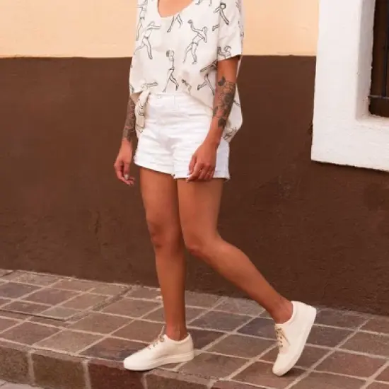 Nisolo Sustainable Women's Everyday Sneaker image {3}