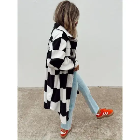 Women's Ascot + Hart Checkered Fleece Graphic Shacket image {4}