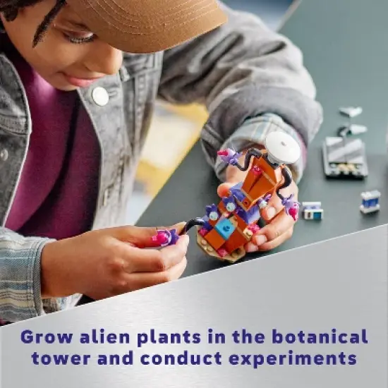 LEGO City Space Science Lab Toy Building Set 60439: Educational STEM Kit for Kids, Laboratory Playset, 560 Pieces image {4}