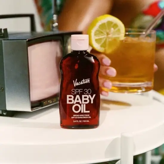 Vacation Baby Oil - SPF 30 - 3.4 fl oz image {4}
