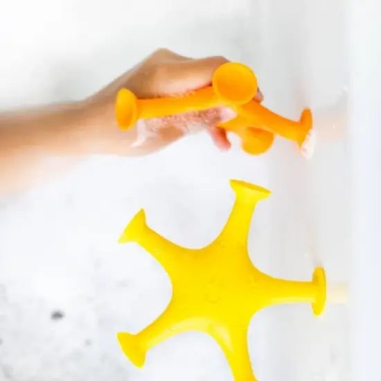 Ubbi Starfish Suction Cup Bath Toy image {4}