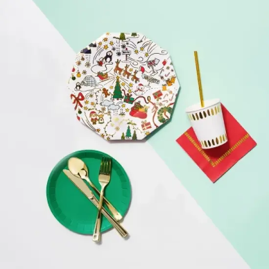 North Pole Large Plates (10 per pack) image {2}