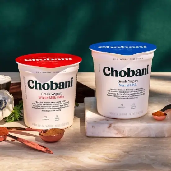 Chobani Whole Milk Plain Greek Yogurt - 15g Protein 32oz image {3}