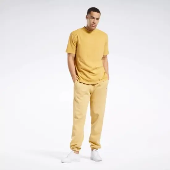 Reebok Classics Natural Dye Tee Mens Athletic T-Shirts image {1}