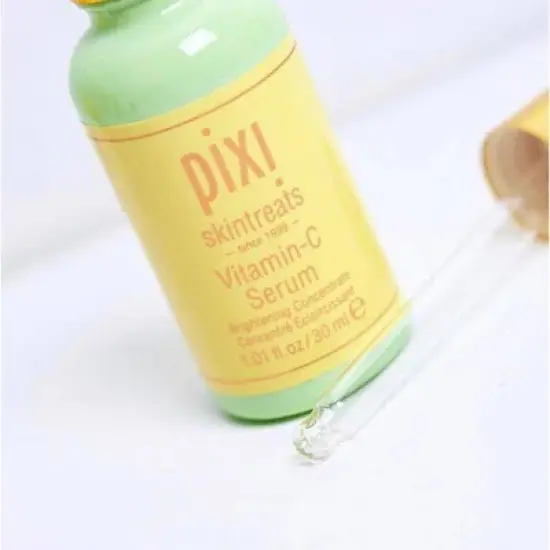 Pixi by Petra Vitamin-C Serum - 1.01 fl oz image {2}