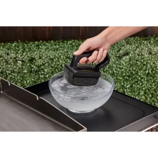 Scrub Daddy Griddle Steam Grill Cleaning Brush Black image {3}