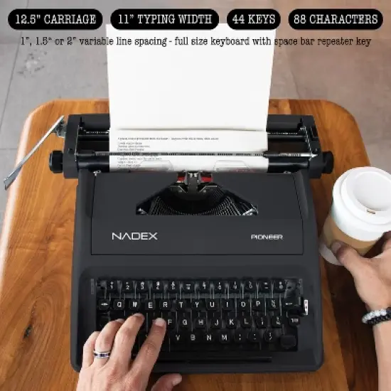 Nadex Coins&trade; Pioneer Manual Typewriter with Durable Travel Case (Black) image {10}