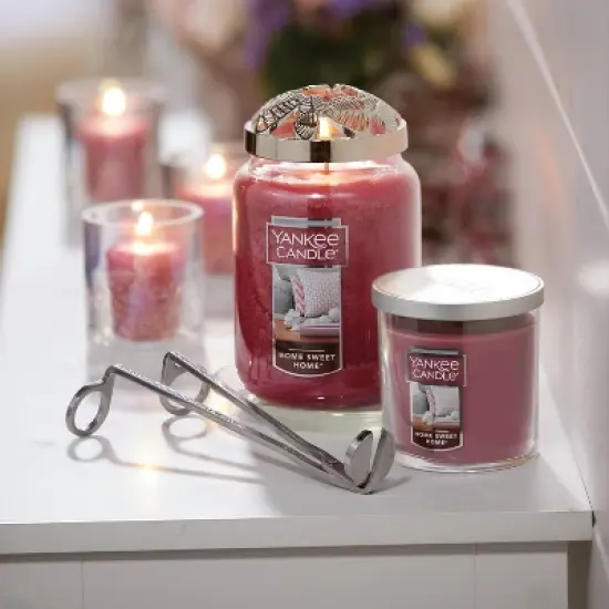 'Home Sweet Home' 22oz Original Large Jar - Yankee Candle image {3}