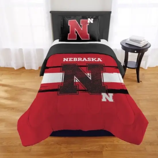 Sweet Home Collection NCAA Nebraska Cornhuskers Comforter & Pillow Sham Set image {3}