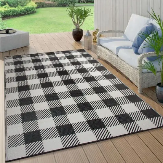 World Rug Gallery Buffalo Plaid Reversible Plastic Outdoor Rugs image {8}