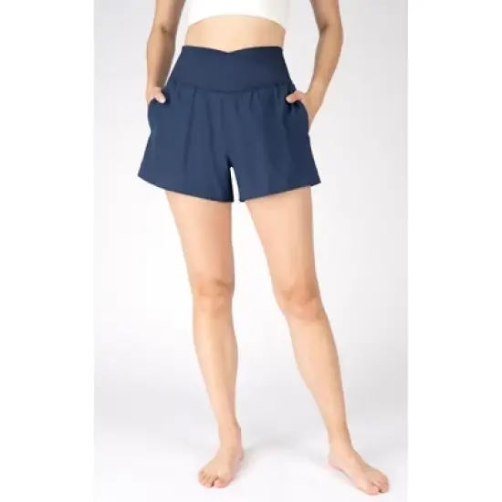Yogalicious Womens Lightstreme Hybrid Backflip Short with Pockets image {5}