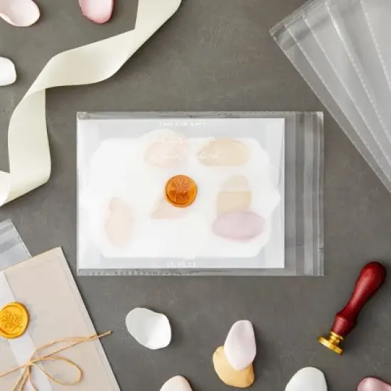 Juvale 300 Pack Clear Greeting Card Sleeves, Transparent Envelopes for 5x7 Invitations, Photos, 7.6 x 5.7 In image {3}