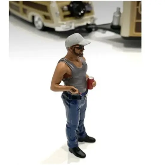 "Campers" Figure 5 for 1/24 Scale Models by American Diorama image {2}