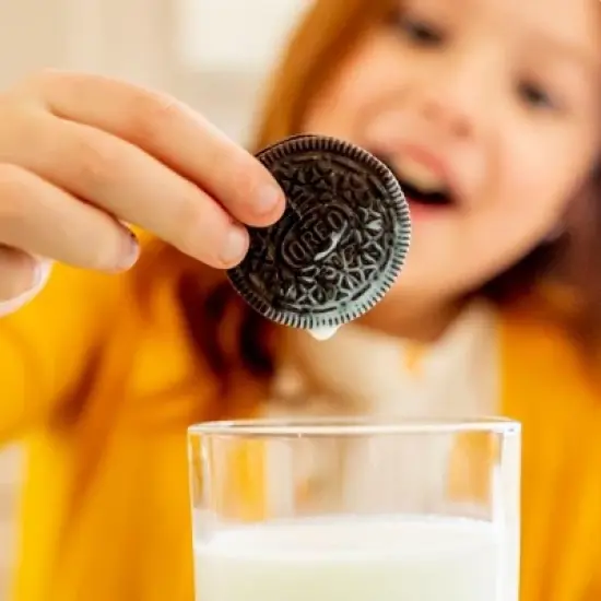 Oreo Fresh Stacks Chocolate Sandwich Cookies - 8.05oz image {7}