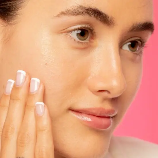 Good Molecules Daily Brightening Serum - 30ml image {3}