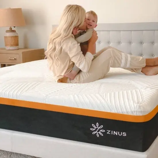 Zinus 12" Hybrid Mattress image {5}