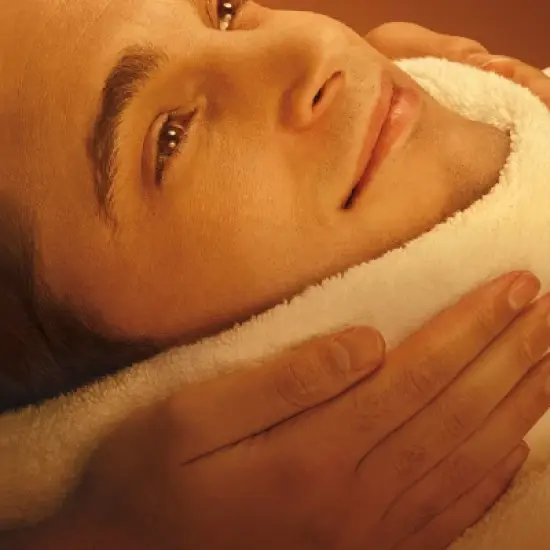 Gillette Labs Heated Razor with 2 Razor Blade Refills & Charging Dock Starter Kit - 4ct image {7}