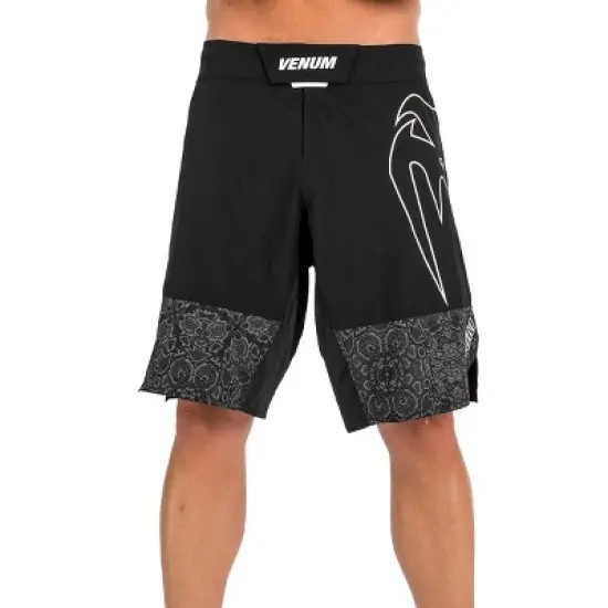 Venum Light 4.0 Fight Shorts - Black/White image {1}