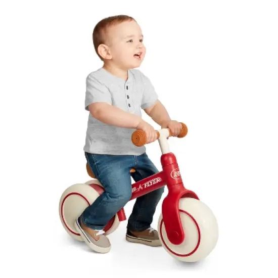 Radio Flyer Steady Start 8'' Kids' Balance Bike - Red: Steel Frame, Adjustable Seat image {7}