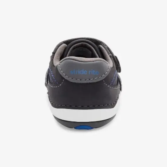 Stride Rite Kids Unisex Artie Shoe | 6 | Grey image {2}