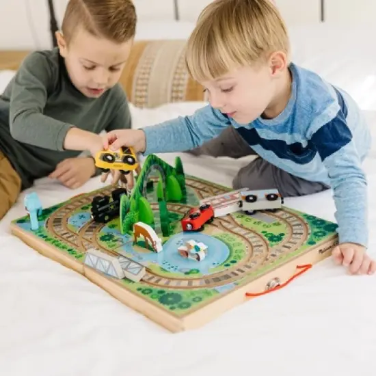 Melissa & Doug Take-Along Railroad 17pc image {1}