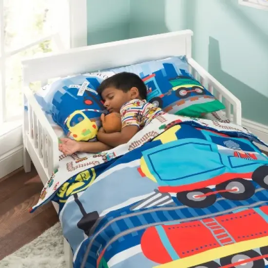 EVERYDAY KIDS 4 Piece Toddler Bedding Set -Choo Choo Train- Includes Comforter, Flat Sheet, Fitted Sheet and Reversible Pillowcase image {7}