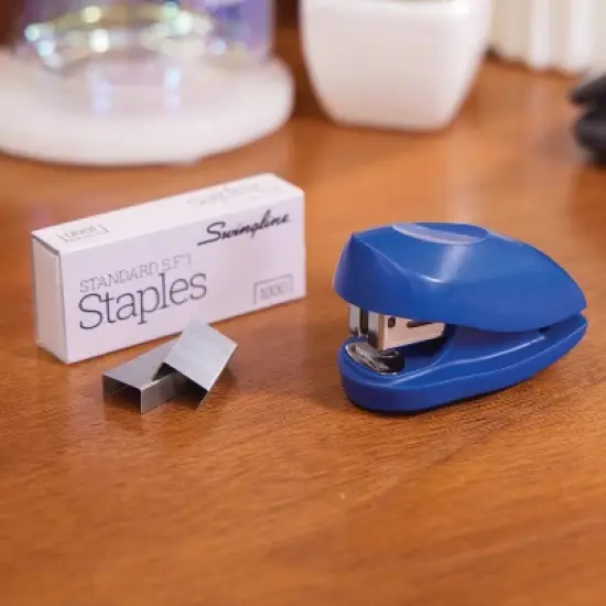 Swingline Tot Stapler True Blue image {1}