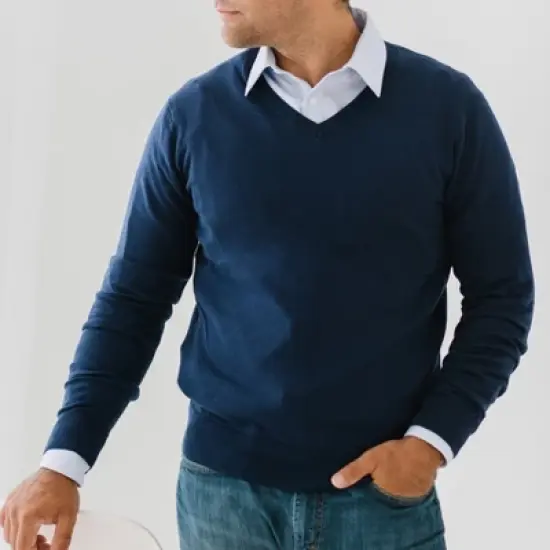 Hope & Henry Mens' Fine Gauge V-Neck Pullover Sweater image {1}