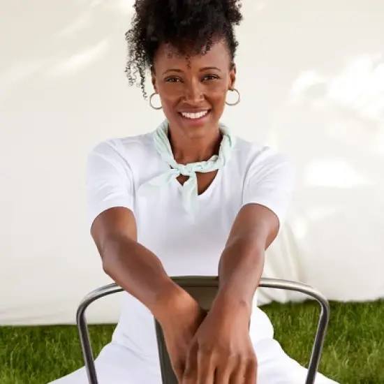 Lands' End Women's Elbow Sleeve Lightweight Jersey Crew Neck Top image {2}