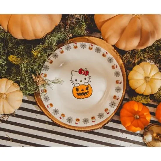 Silver Buffalo Sanrio Hello Kitty Pumpkin Boo 8-Inch Ceramic Dinner Plate image {1}
