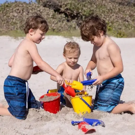 Spielstabil Large Sand Pail (One Bucket Included - Colors Vary) image {7}