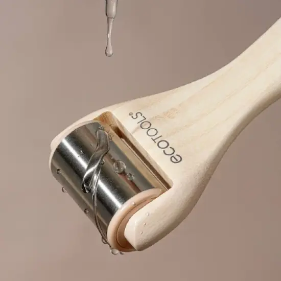 EcoTools Ice Roller Skincare Tool image {4}