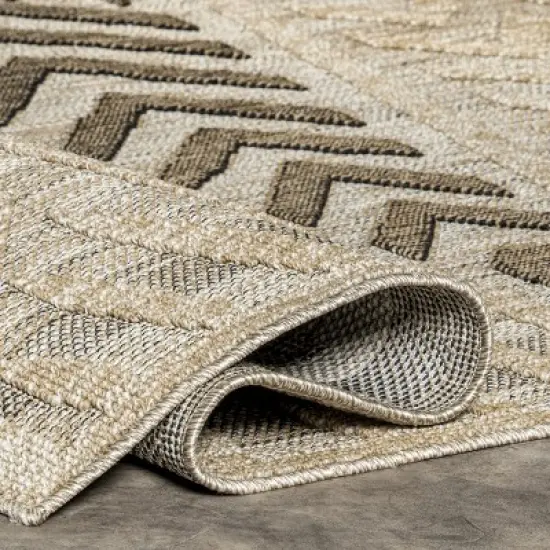 nuLOOM Oliva Modern Diamond Indoor/Outdoor Patio Area Rug image {3}