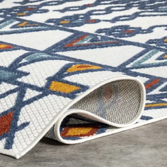 nuLOOM Pennie Moroccan Transitional Indoor/Outdoor Area Rug image {3}