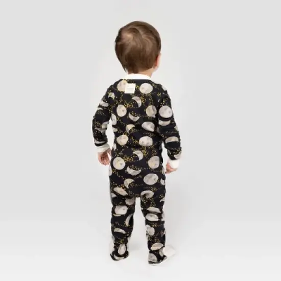 Burt's Bees Baby&reg;&nbsp;Baby Organic Cotton Tight Fit Footed Pajama image {3}
