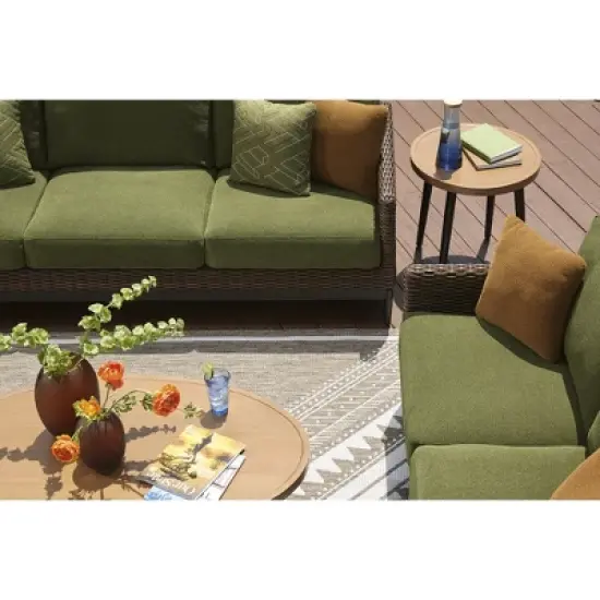 Signature Design by Ashley Horizon Hall Round End Table, Brown image {3}